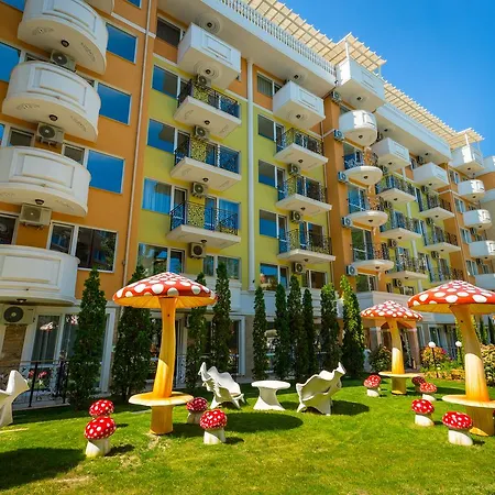Sweet 4 Sunny Beach